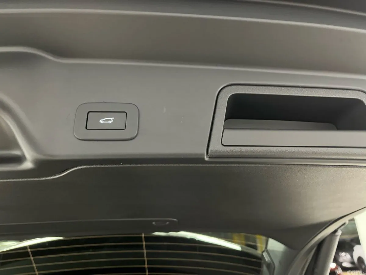 Land Rover Range Rover Evoque SUV, Petrol Hybrid, 2026, Black