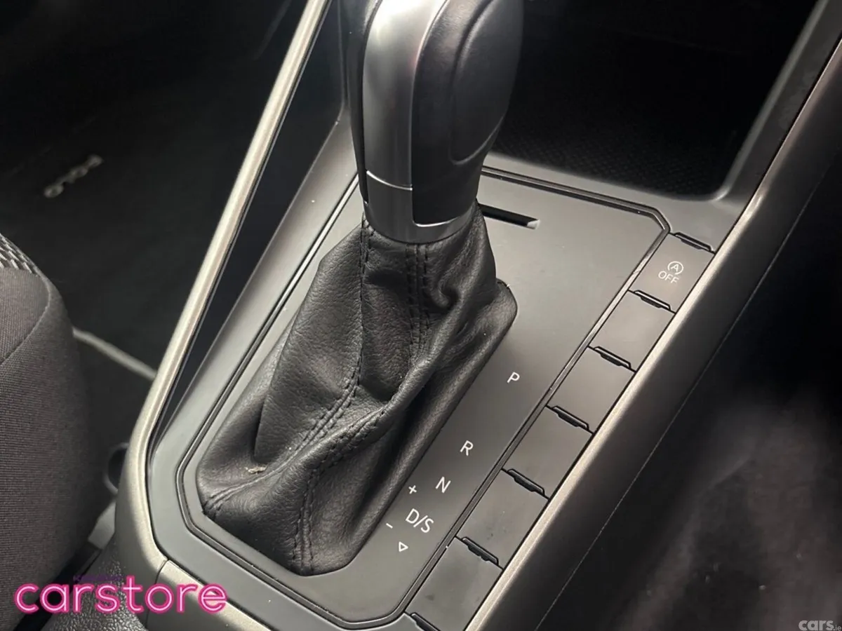 Volkswagen Polo Hatchback, Petrol, 2019, Red