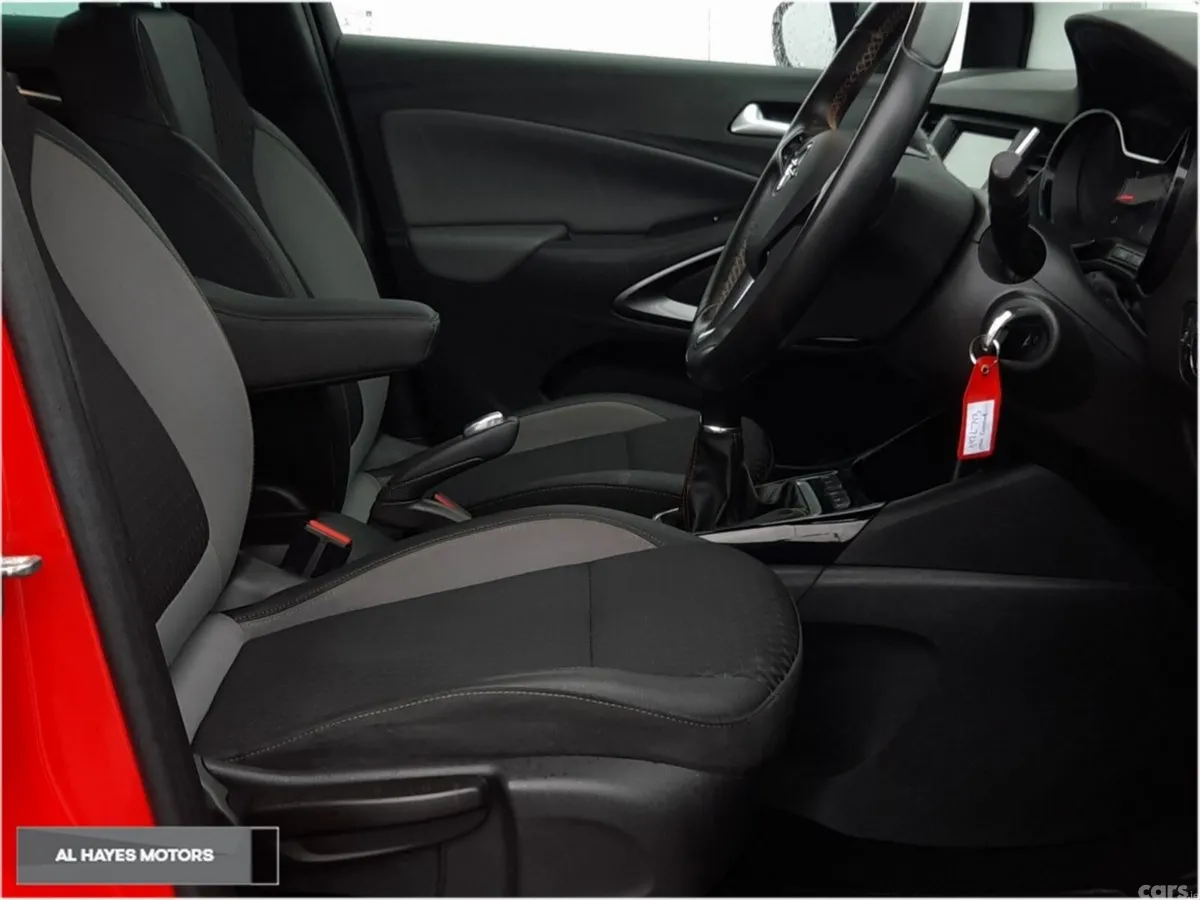 Opel Crossland X SUV, Petrol, 2019, Red