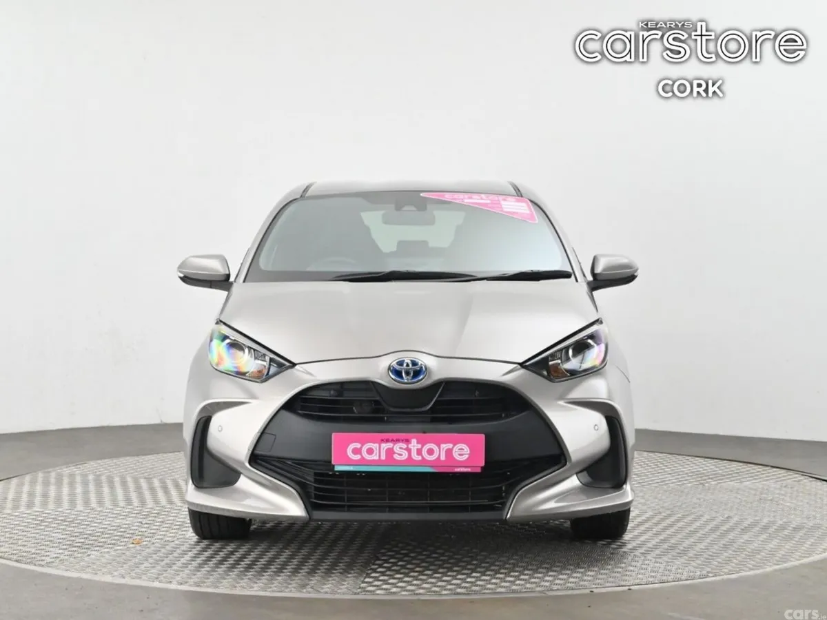 Toyota Yaris Hatchback, Petrol Hybrid, 2022, Brown
