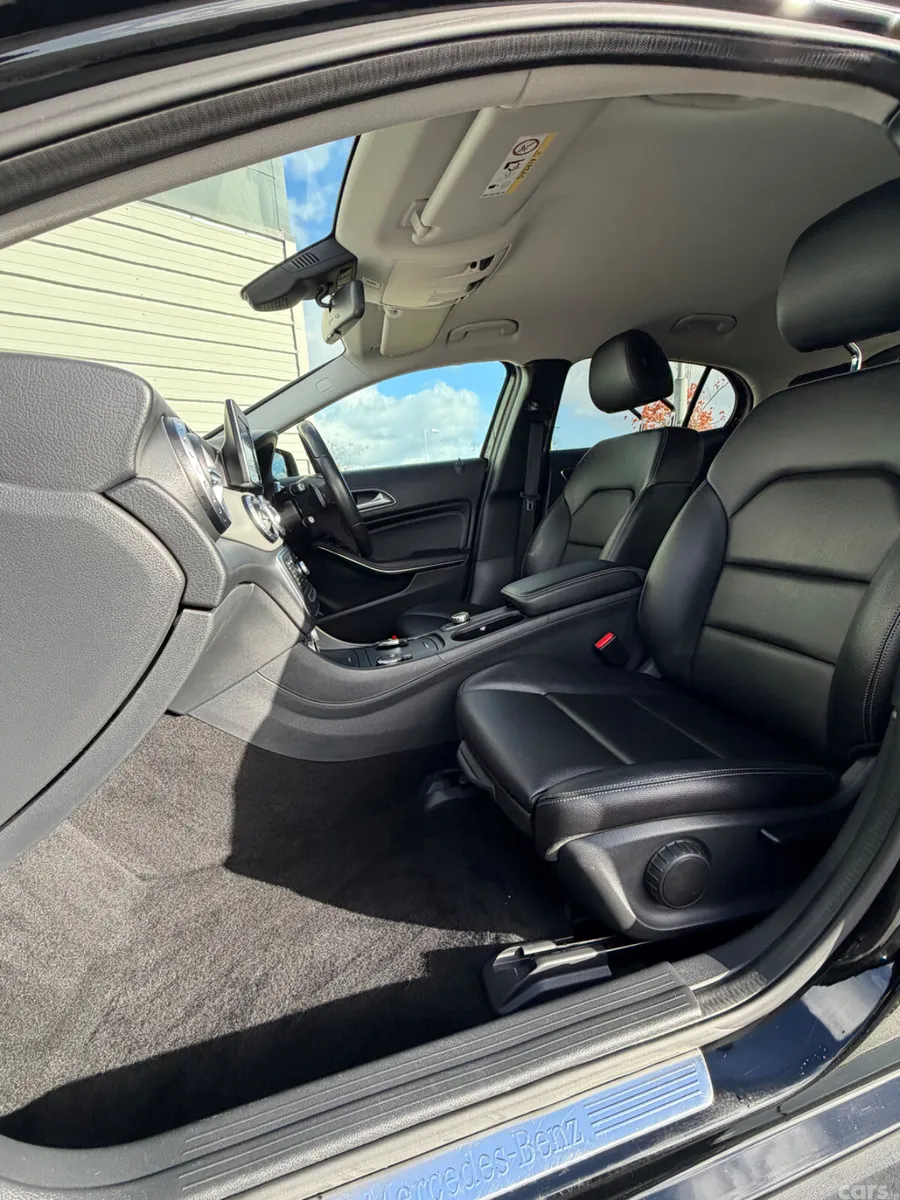 Mercedes-Benz GLA SUV, Diesel, 2017, Black