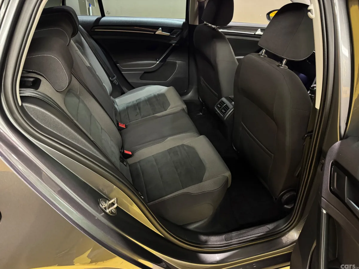 Volkswagen Golf Hatchback, Diesel, 2019, Grey