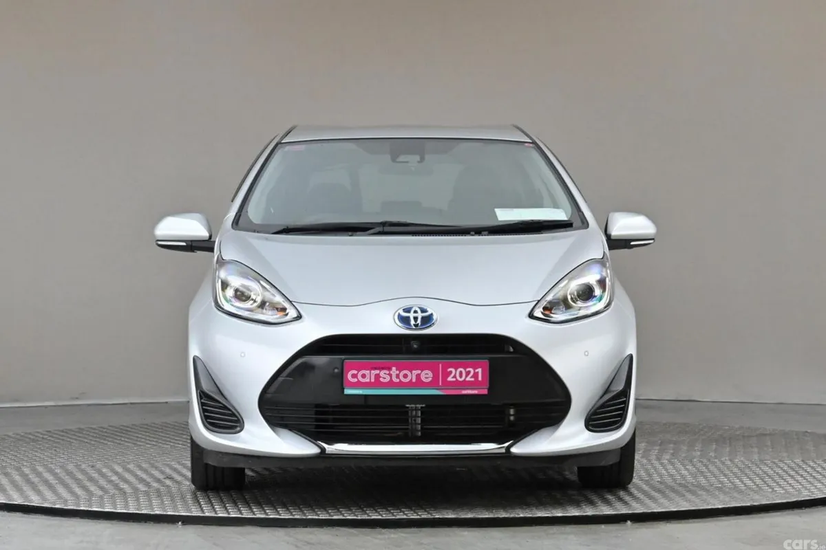Toyota Aqua Hatchback, Petrol Hybrid, 2021, Silver