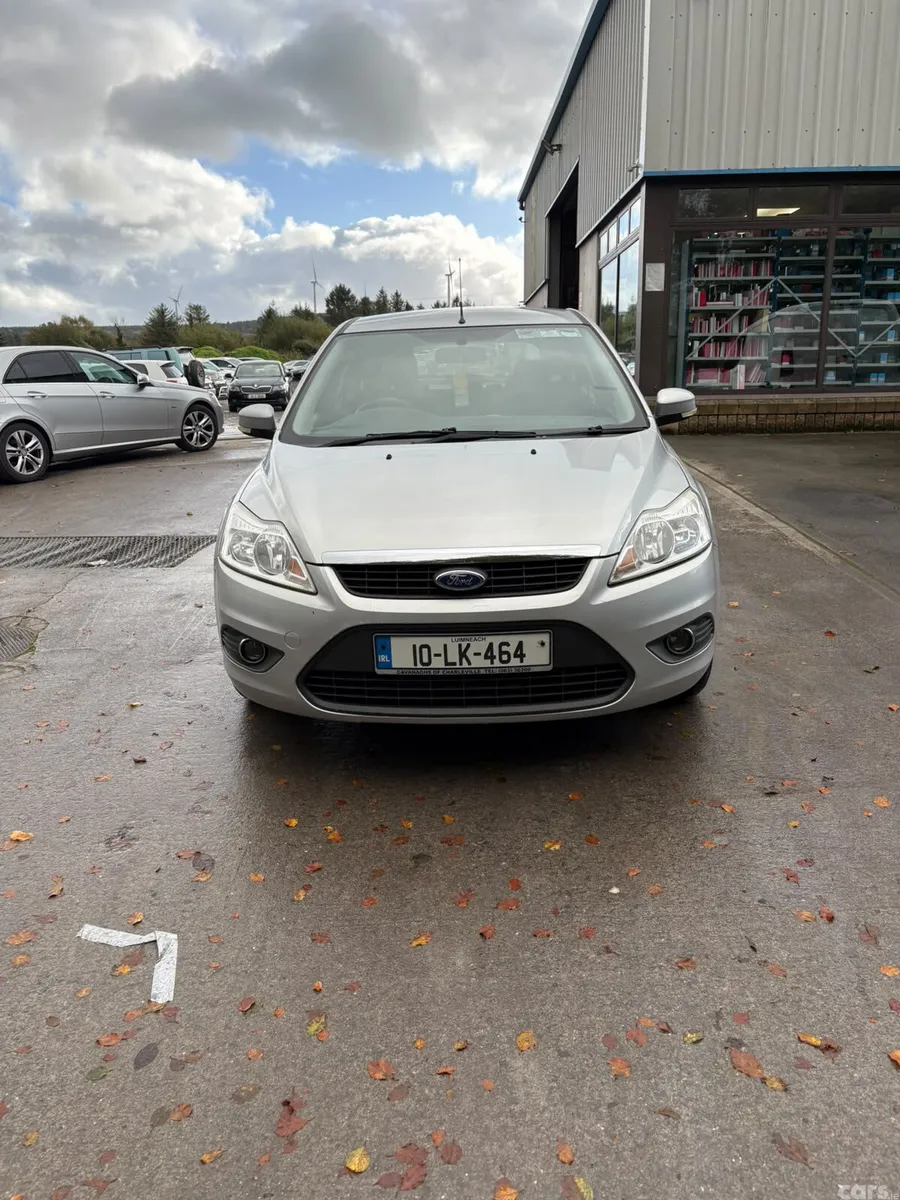 Ford Focus Hatchback, Diesel, 2010, Silver