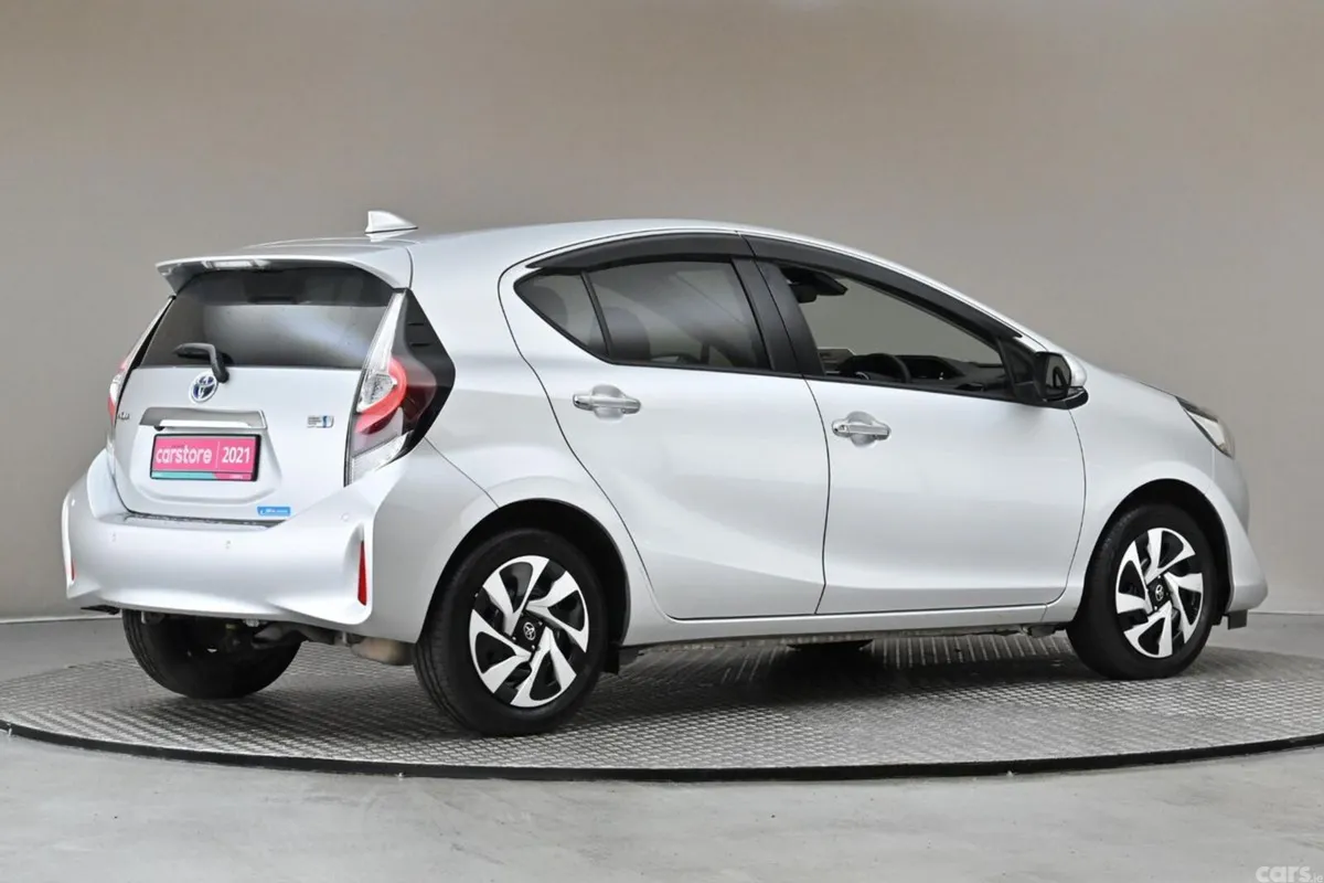 Toyota Aqua Hatchback, Petrol Hybrid, 2021, Silver
