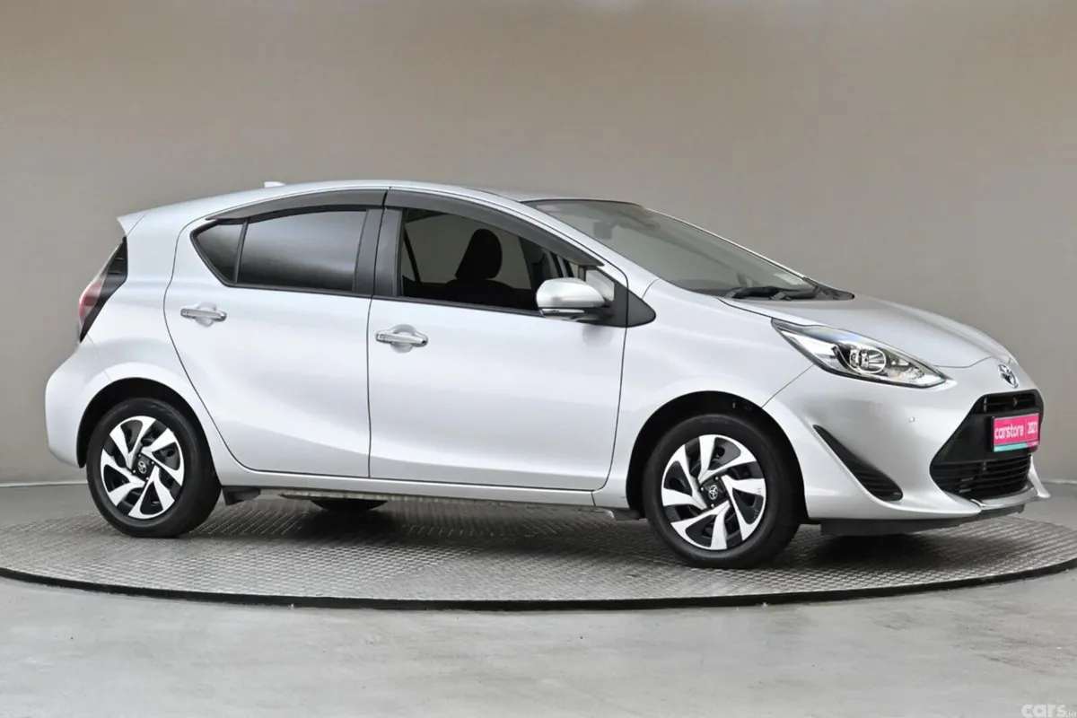 Toyota Aqua Hatchback, Petrol Hybrid, 2021, Silver