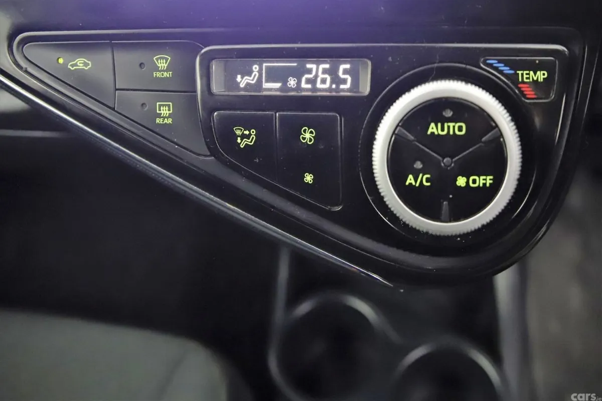 Toyota Aqua Hatchback, Petrol Hybrid, 2021, Silver