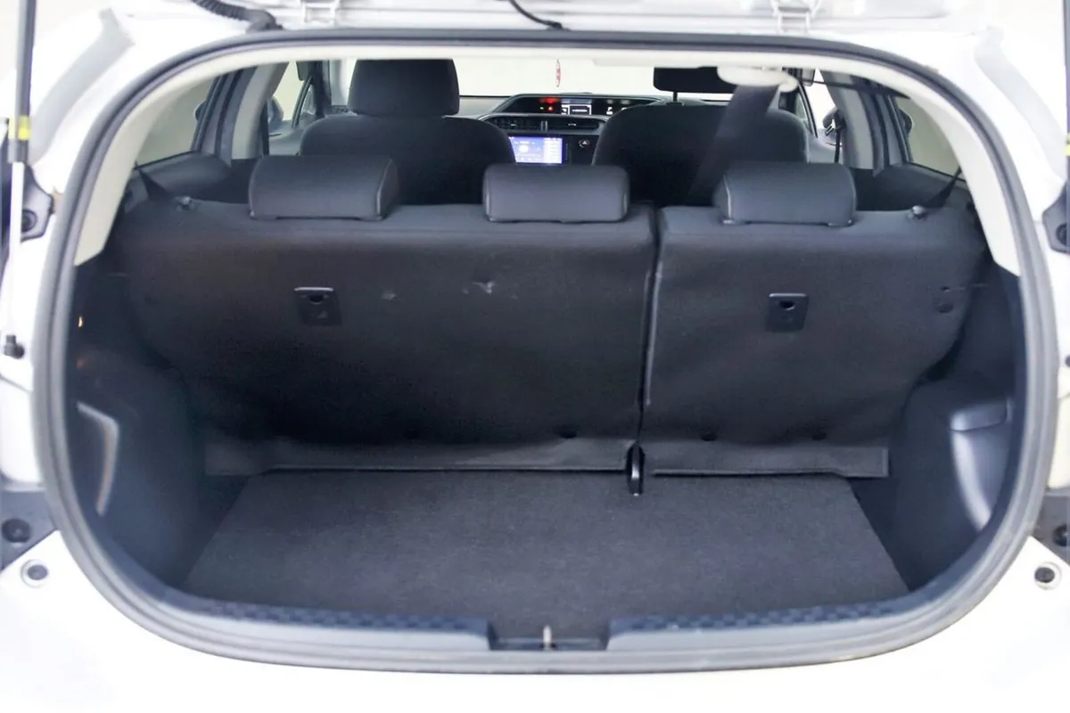 Toyota Aqua Hatchback, Petrol Hybrid, 2021, Silver