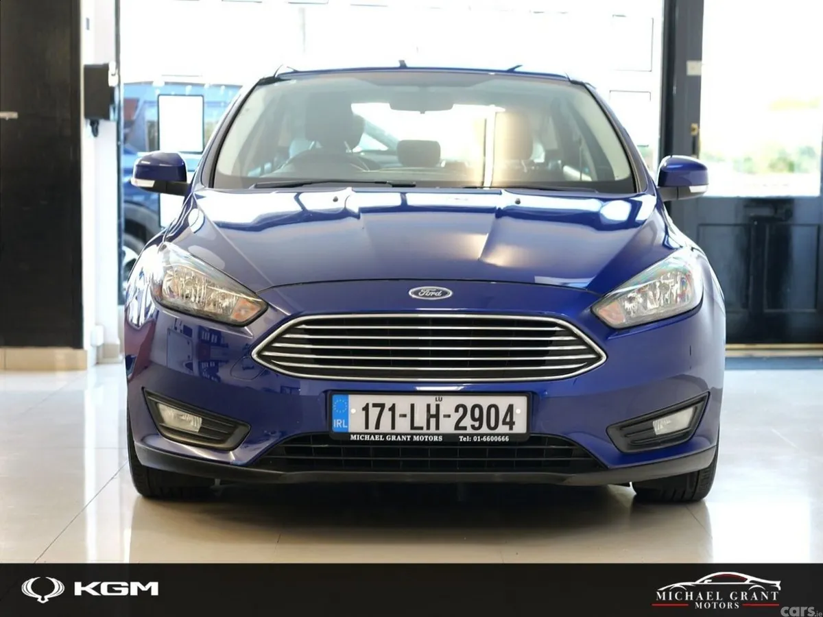 Ford Focus Hatchback, Petrol, 2017, Blue