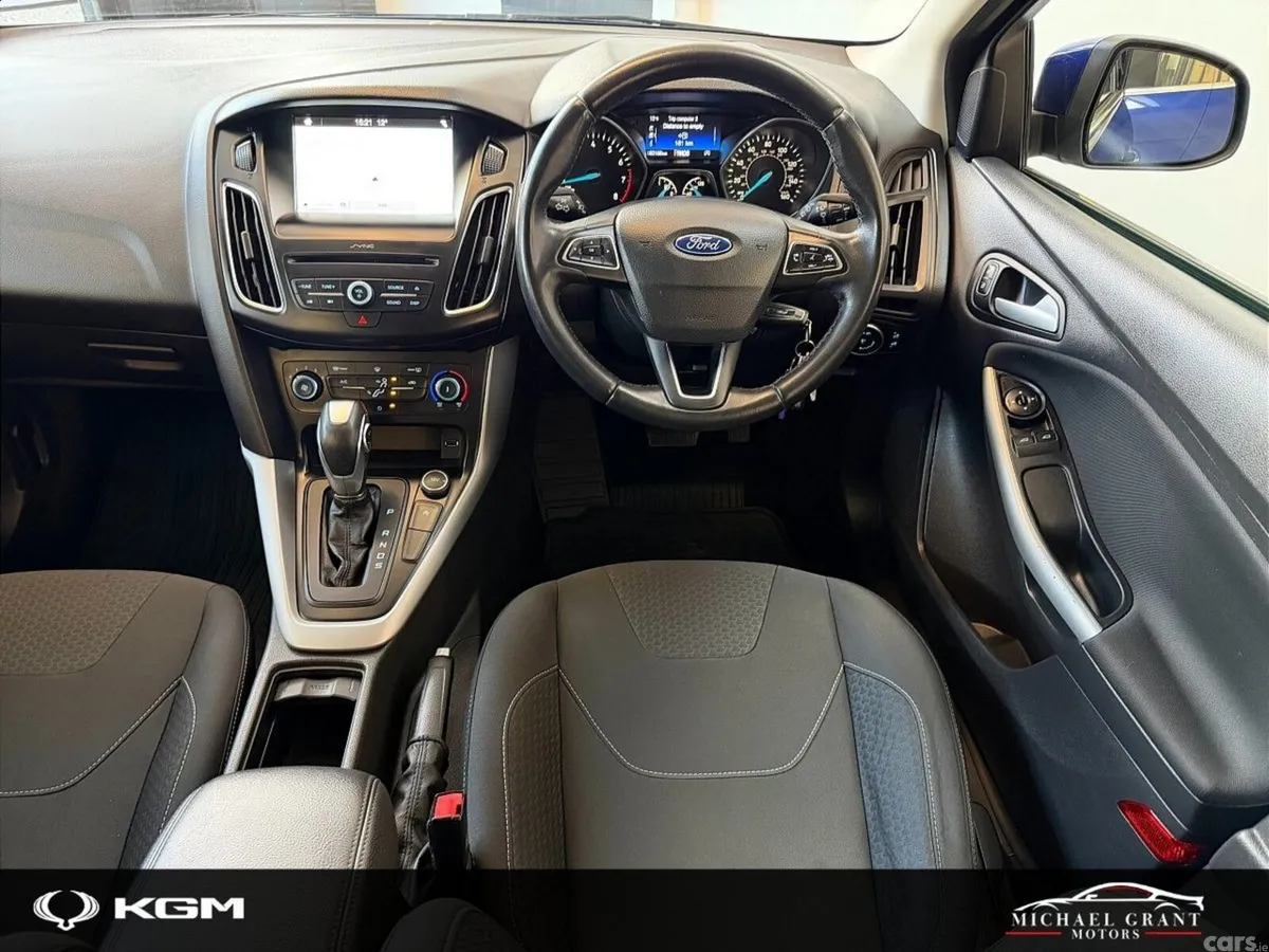 Ford Focus Hatchback, Petrol, 2017, Blue