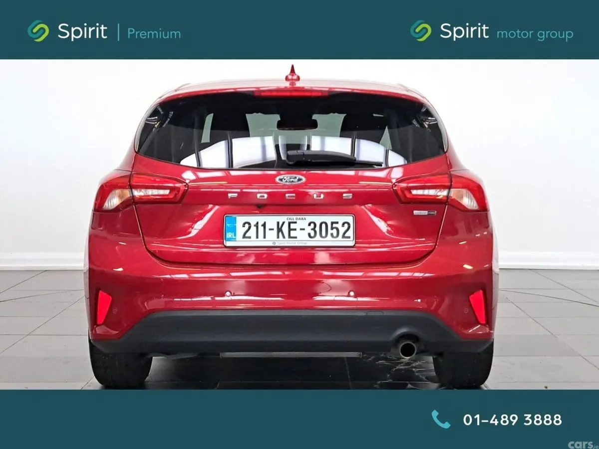 Ford Focus Hatchback, Petrol Hybrid, 2021, Red