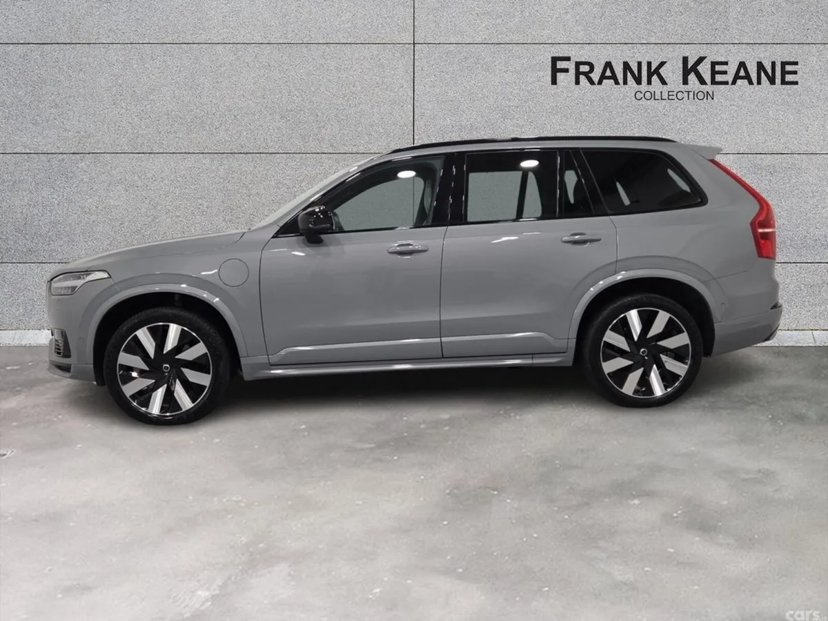 Volvo XC90 SUV, Petrol Plug-in Hybrid, 2023, Grey