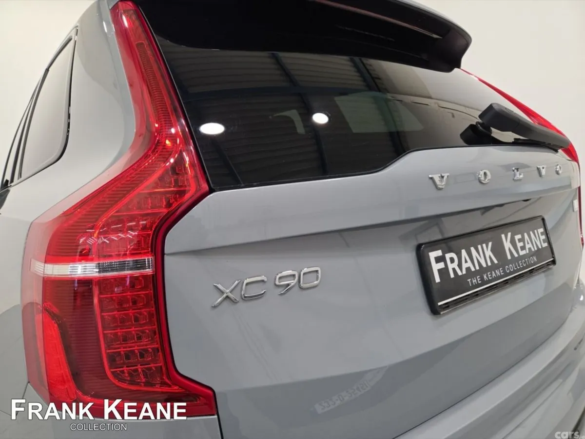 Volvo XC90 SUV, Petrol Plug-in Hybrid, 2023, Grey