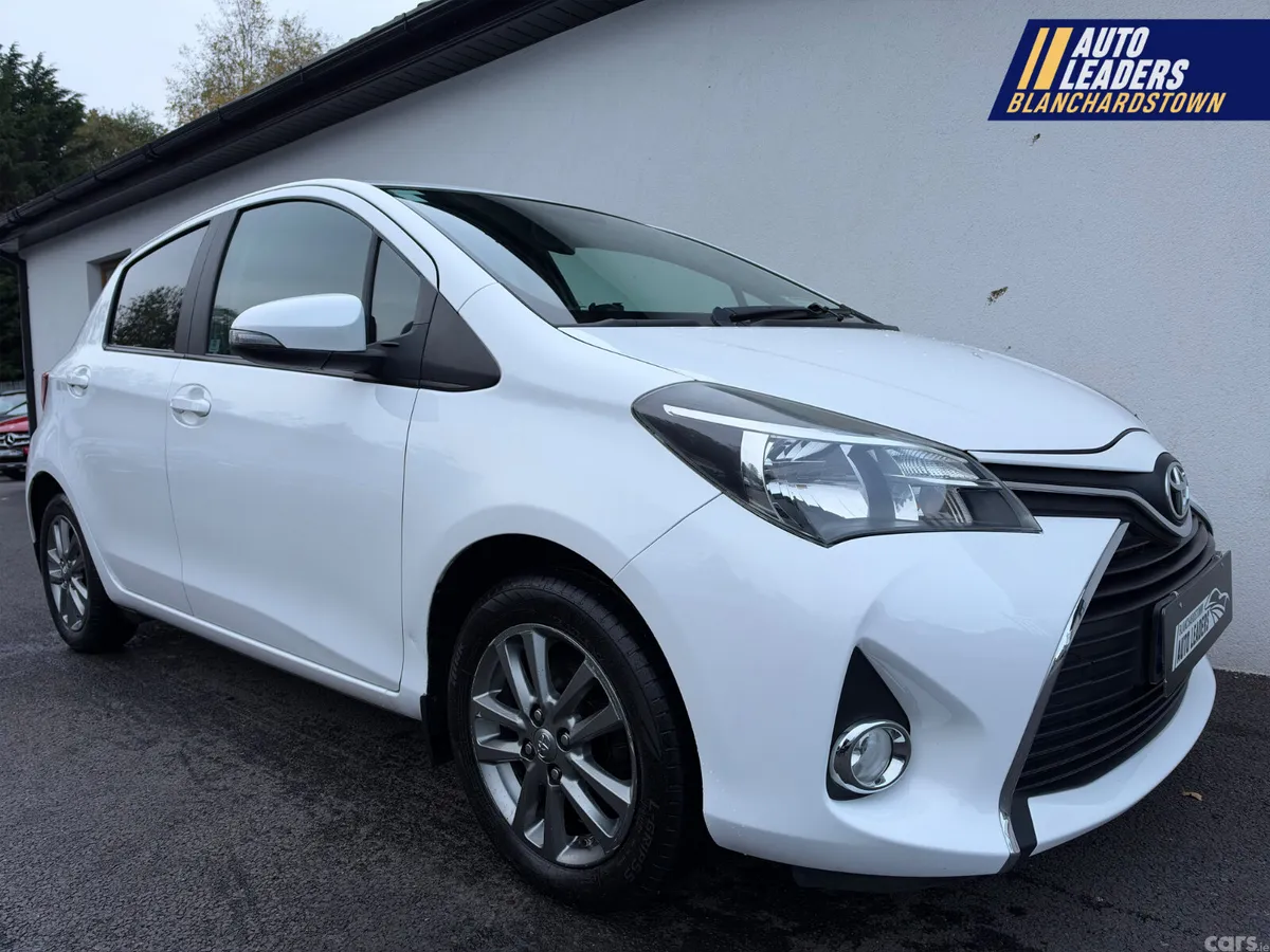 Toyota Yaris Hatchback, Petrol, 2016, White