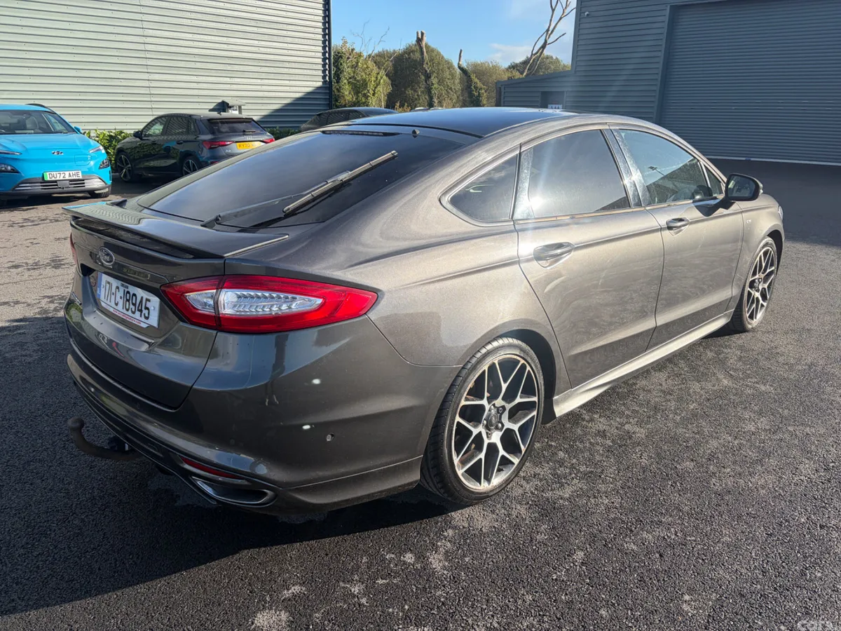 Ford Mondeo Hatchback, Diesel, 2017, Grey