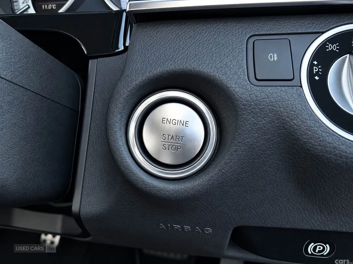 Mercedes-Benz E-Class , Petrol, 2013, Black