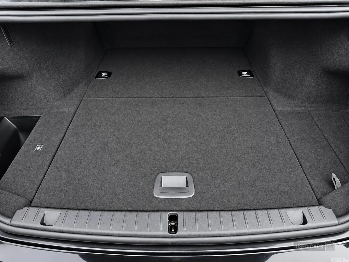 BMW 7-Series , Petrol Hybrid, 2017, Black