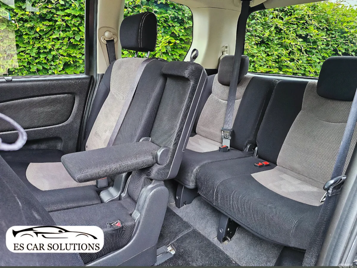 Nissan Serena MPV, Petrol Hybrid, 2012, Black