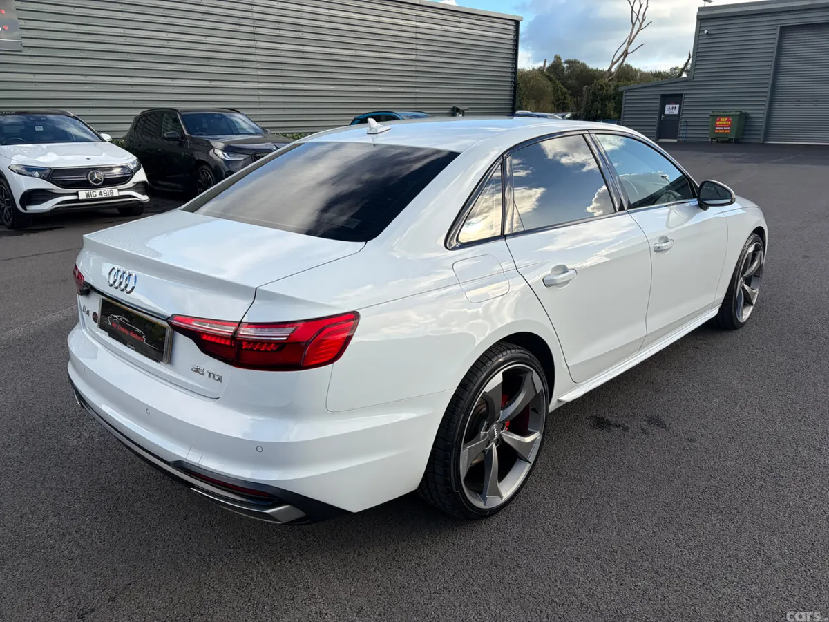 Audi A4 Saloon, Diesel, 2019, White