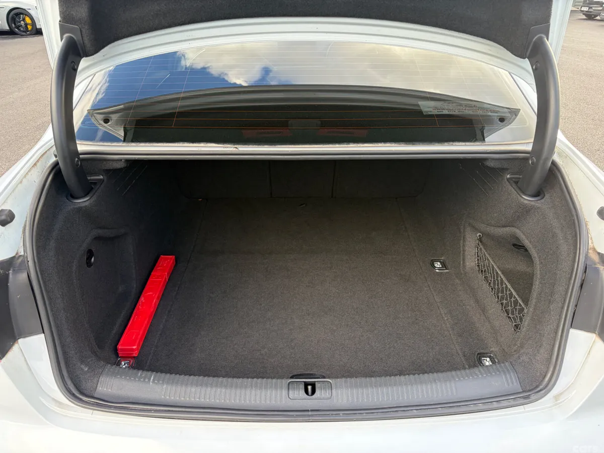 Audi A4 Saloon, Diesel, 2019, White