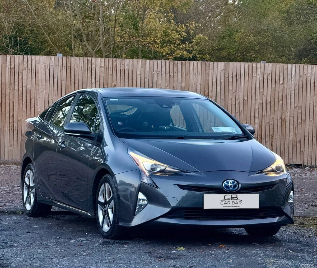 Toyota Prius Hatchback, Petrol Hybrid, 2017, Grey