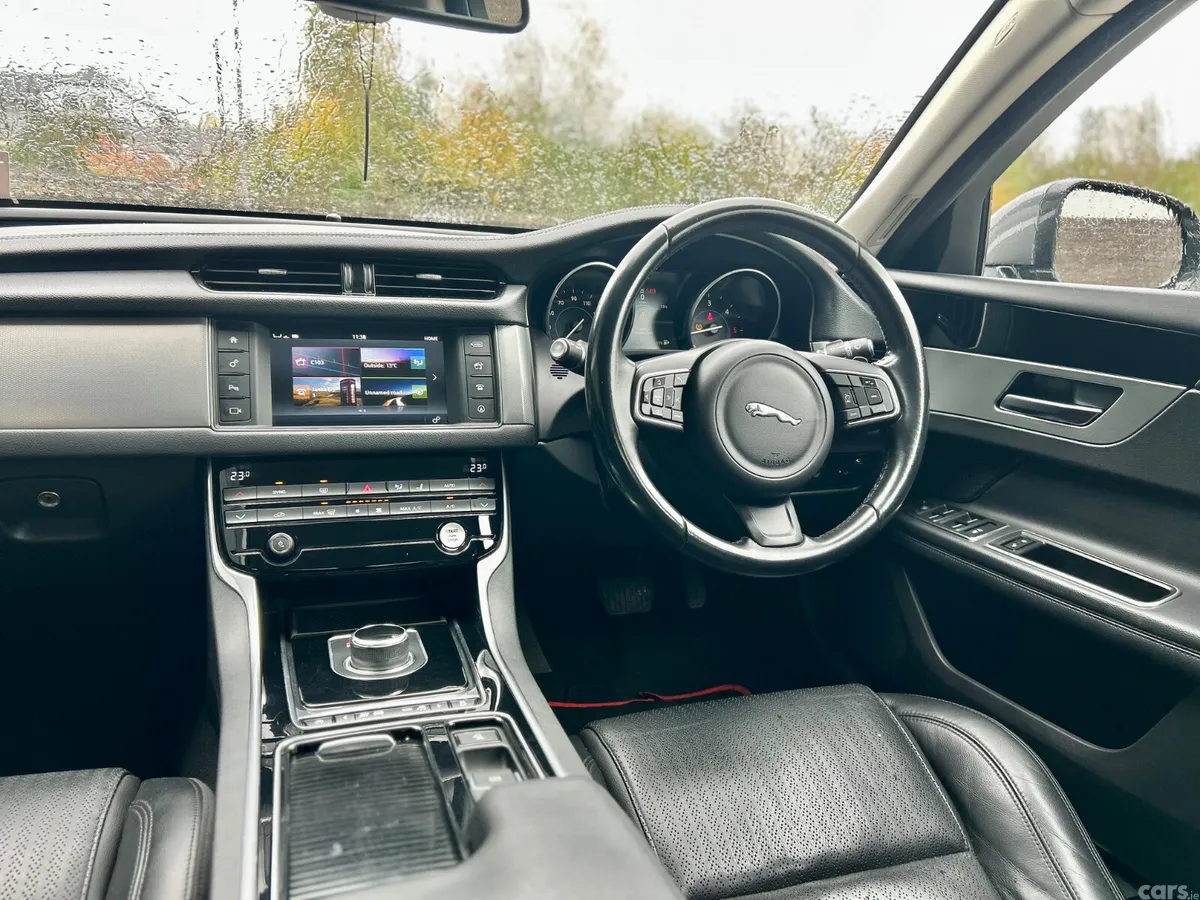 Jaguar XF Saloon, Diesel, 2017, Grey