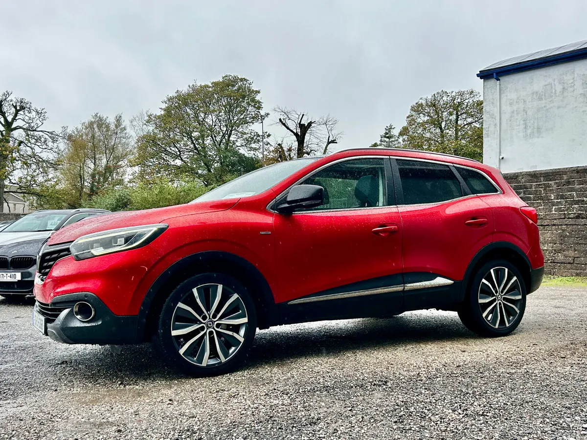 Renault Kadjar SUV, Diesel, 2017, Red