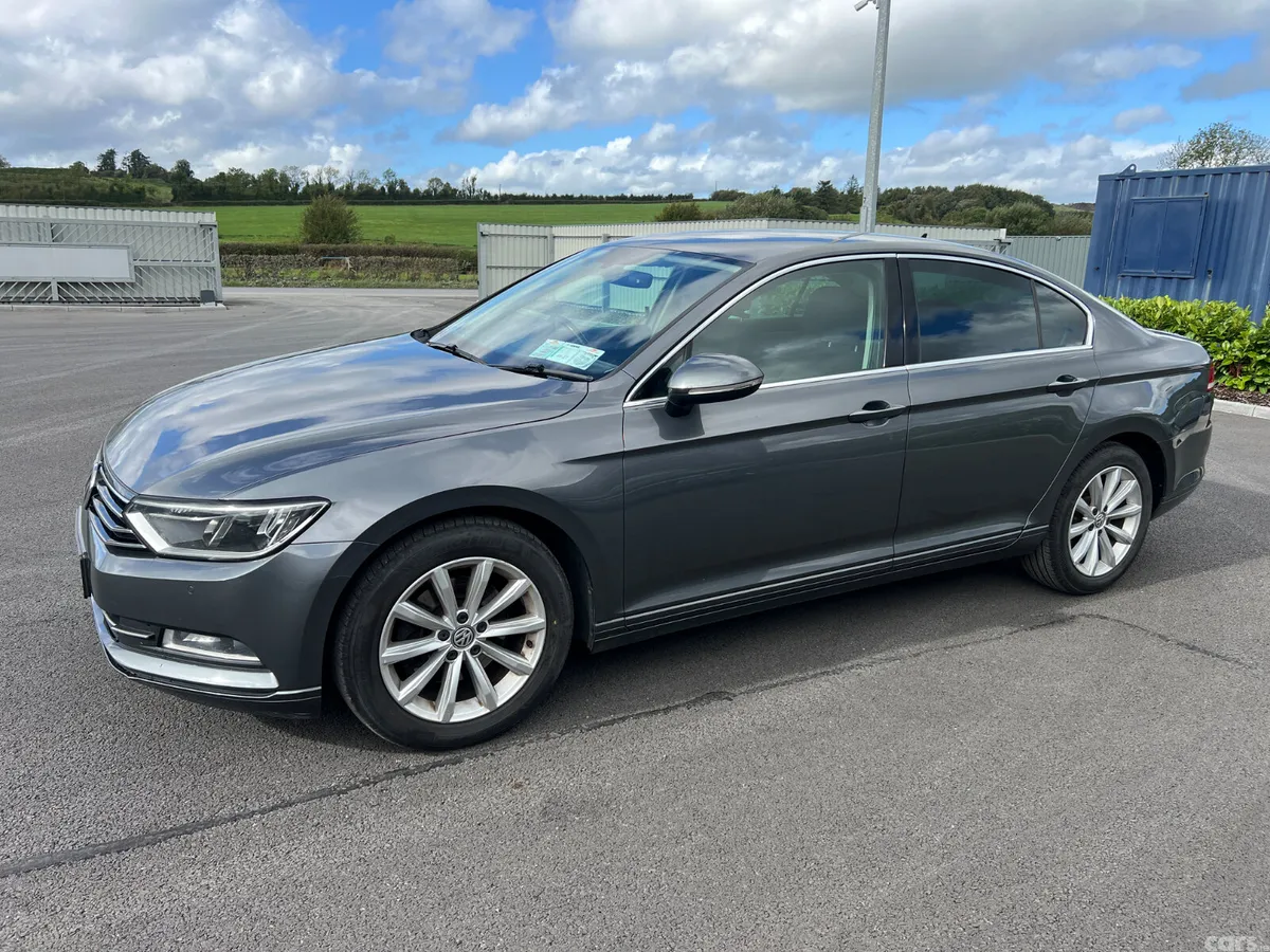 Volkswagen Passat Saloon, Diesel, 2017, Grey