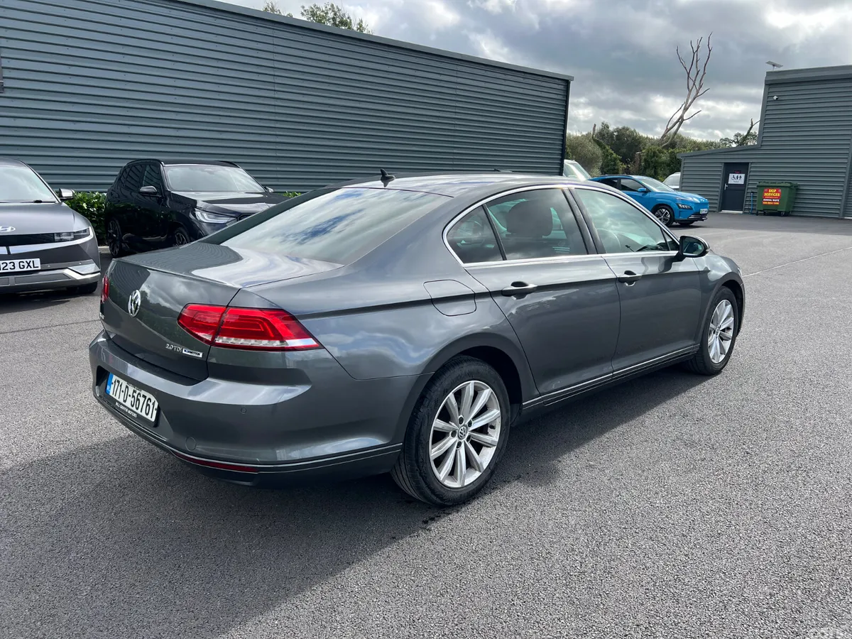 Volkswagen Passat Saloon, Diesel, 2017, Grey