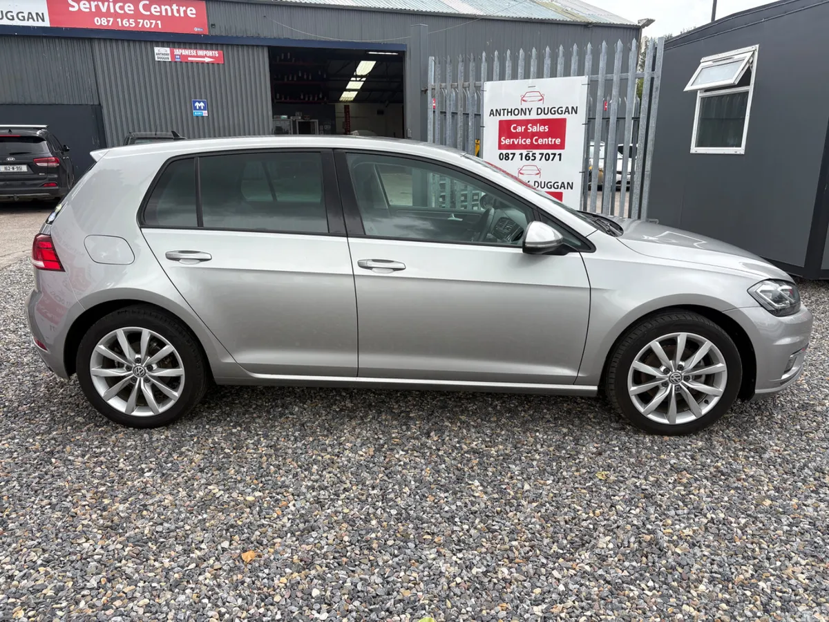 Volkswagen Golf Hatchback, Petrol, 2018, Silver