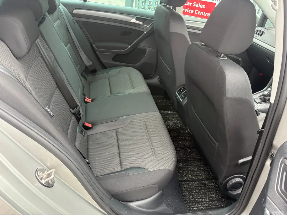 Volkswagen Golf Hatchback, Petrol, 2018, Silver