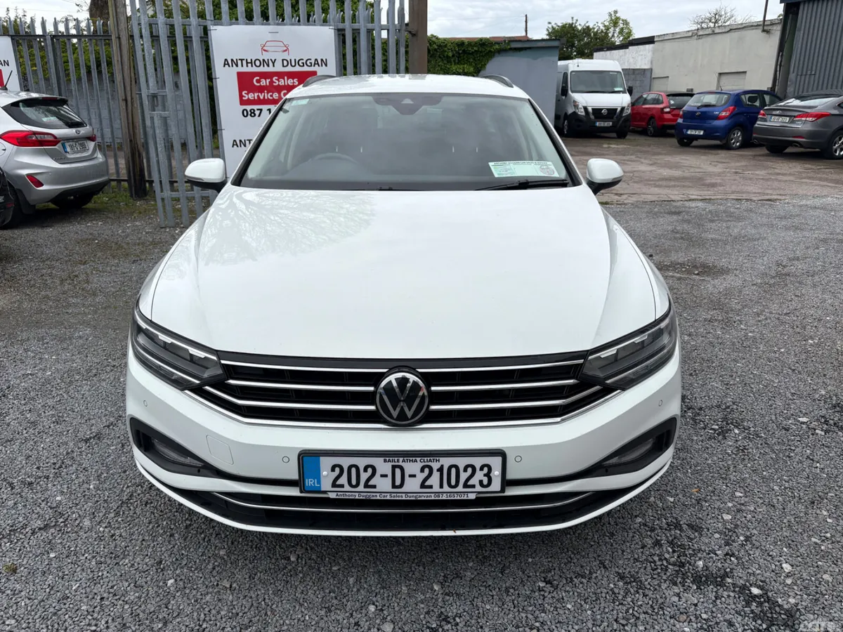 Volkswagen Passat Estate, Diesel, 2020, White