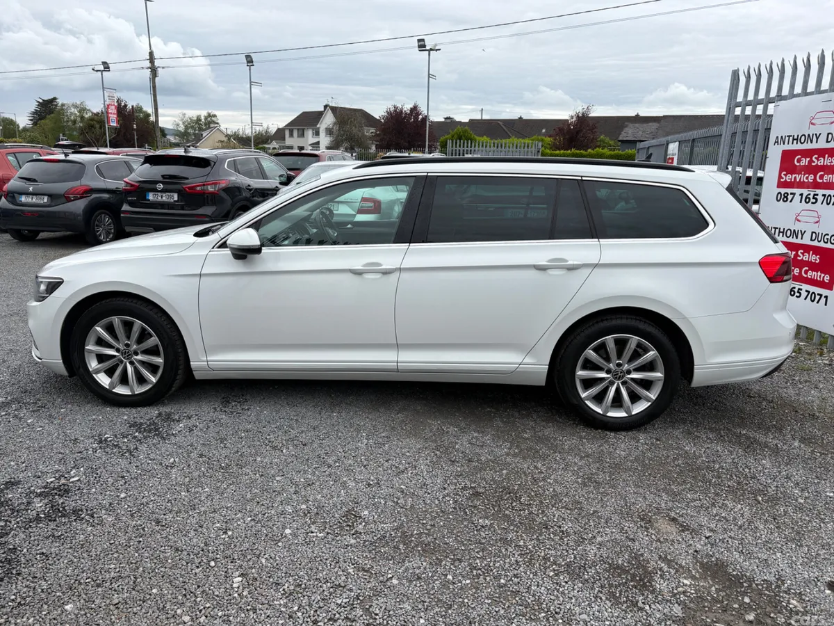 Volkswagen Passat Estate, Diesel, 2020, White