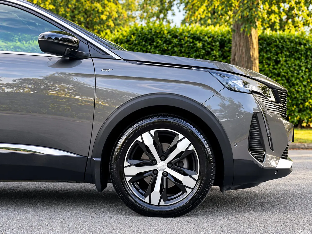 Peugeot 3008 MPV, Diesel, 2021, Grey