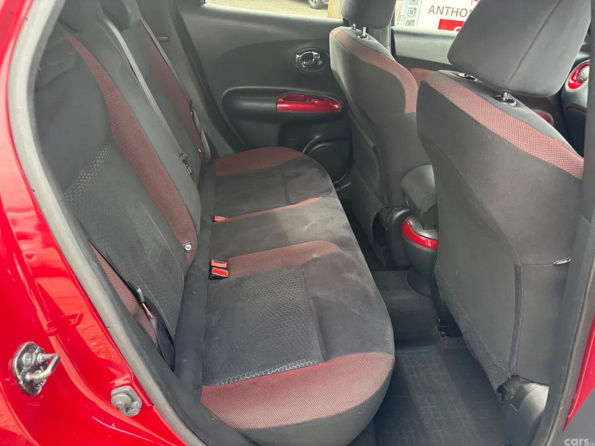 Nissan Juke SUV, Diesel, 2016, Red
