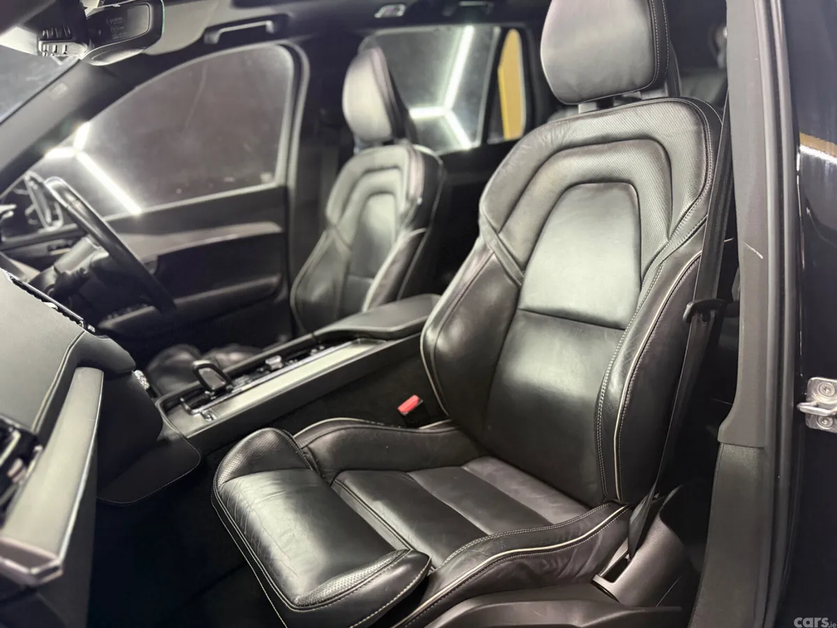 Volvo XC90 SUV, Petrol Plug-in Hybrid, 2021, Black
