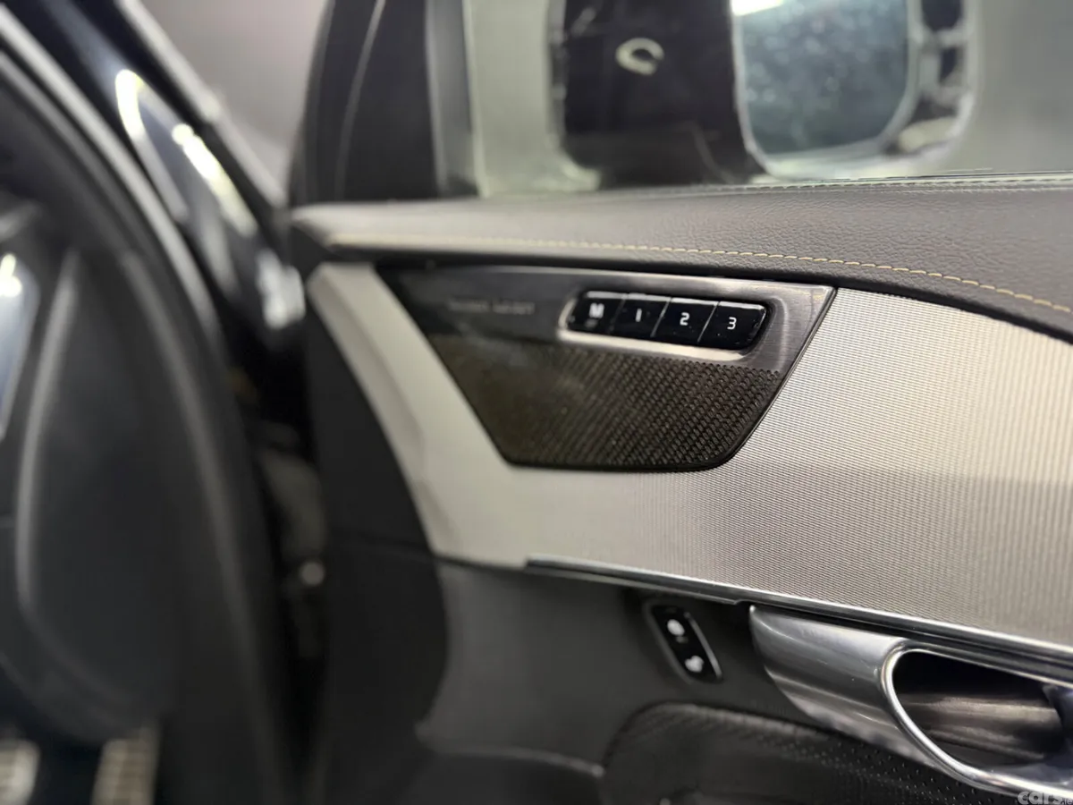 Volvo XC90 SUV, Petrol Plug-in Hybrid, 2021, Black
