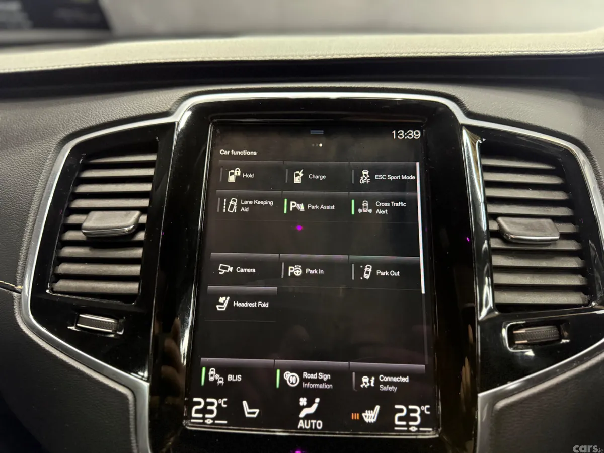 Volvo XC90 SUV, Petrol Plug-in Hybrid, 2021, Black
