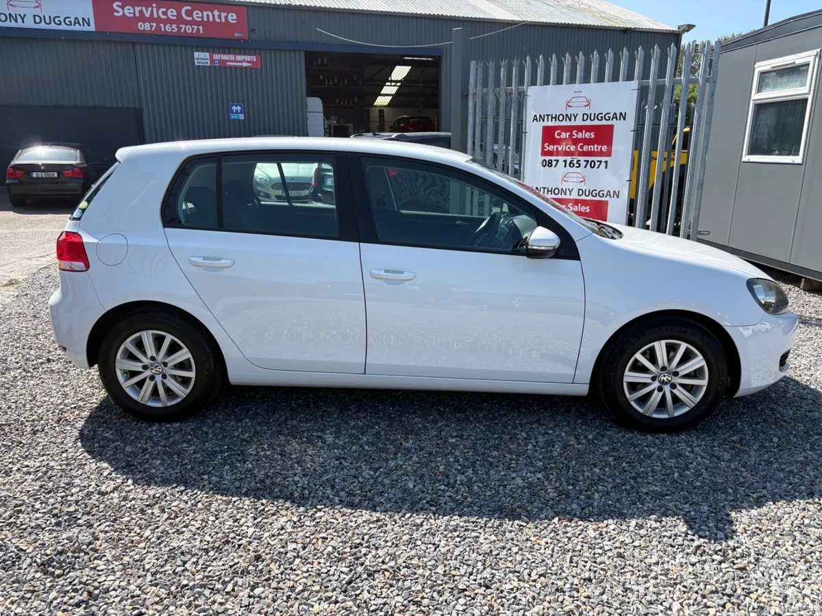 Volkswagen Golf Hatchback, Petrol, 2012, White