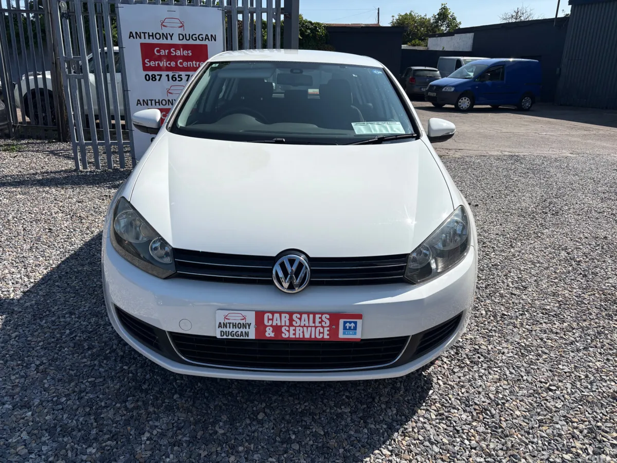Volkswagen Golf Hatchback, Petrol, 2012, White
