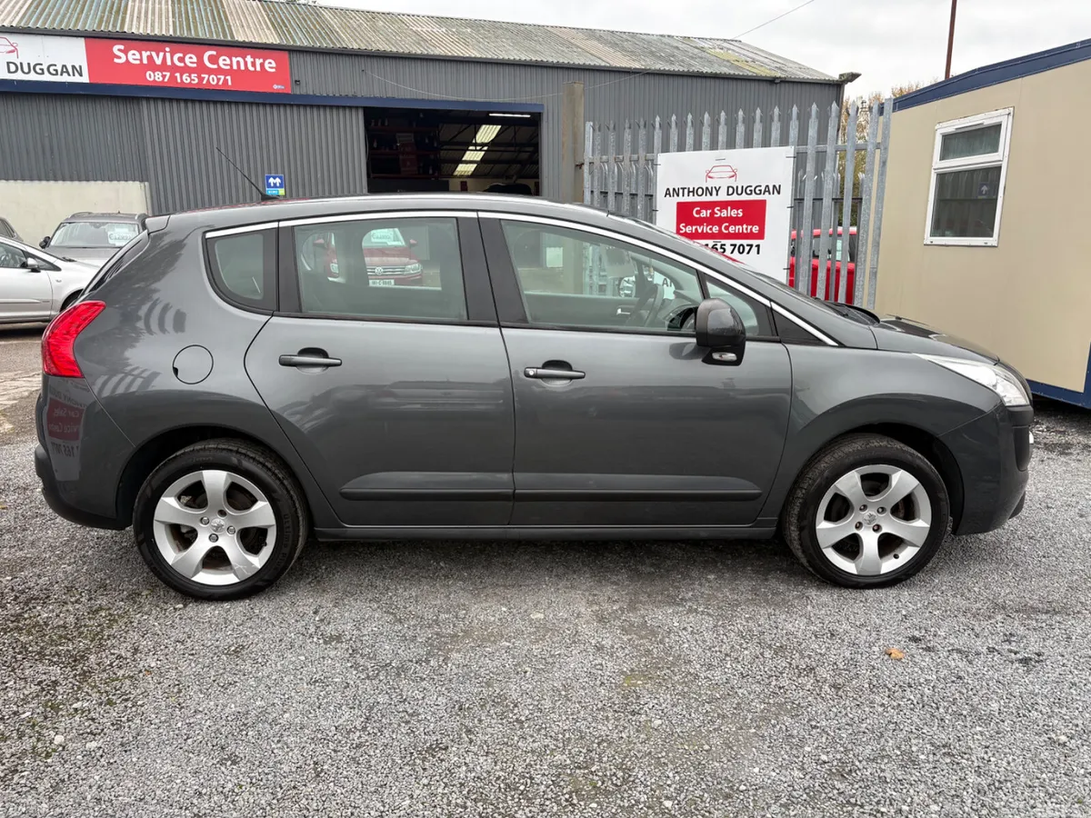 Peugeot 3008 MPV, Diesel, 2013, Grey