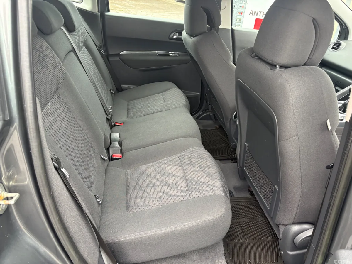 Peugeot 3008 MPV, Diesel, 2013, Grey