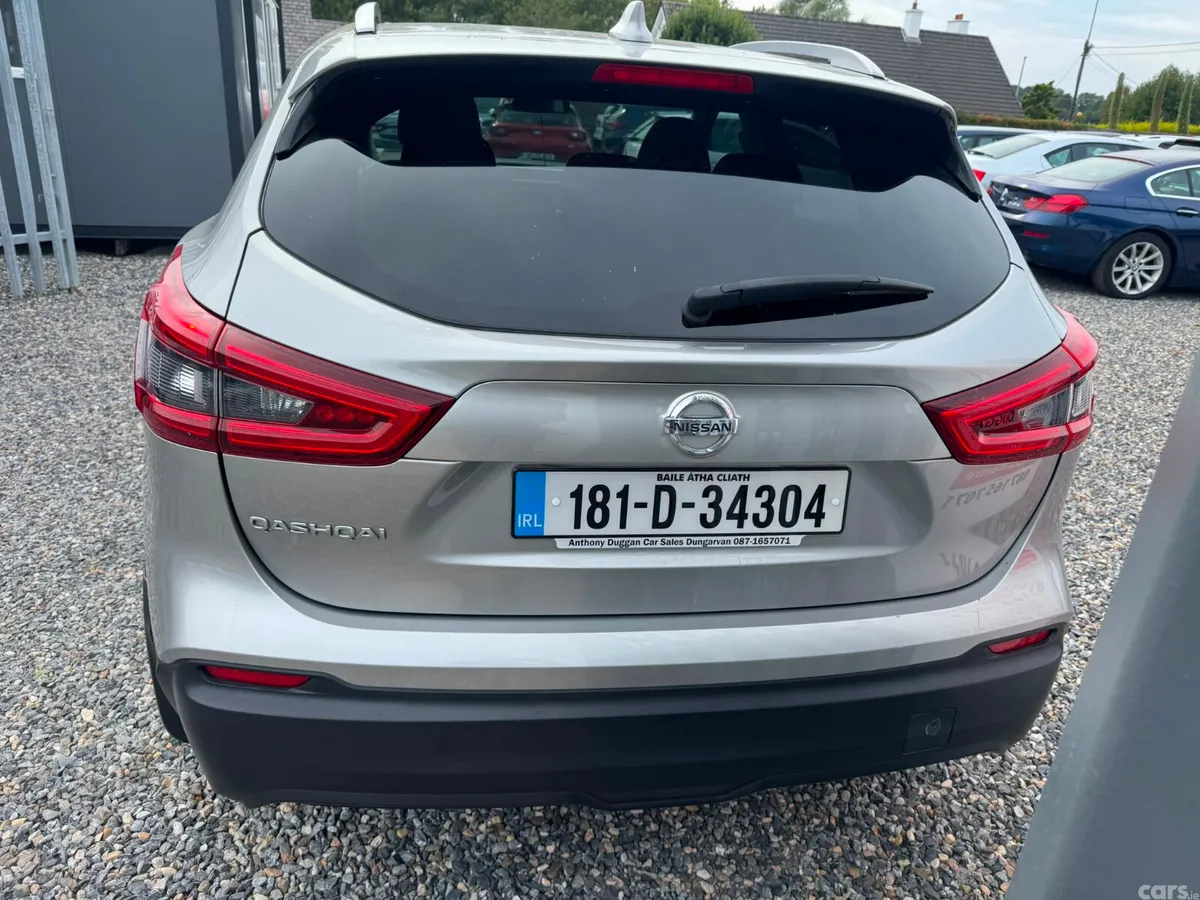 Nissan Qashqai MPV, Petrol, 2018, Grey
