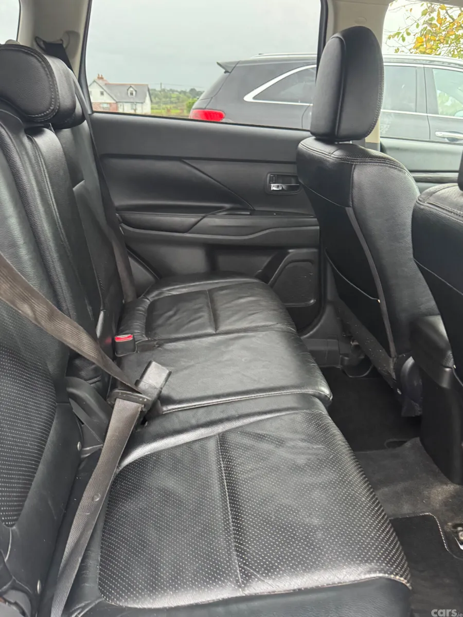 Mitsubishi Outlander SUV, Diesel, 2017, Grey