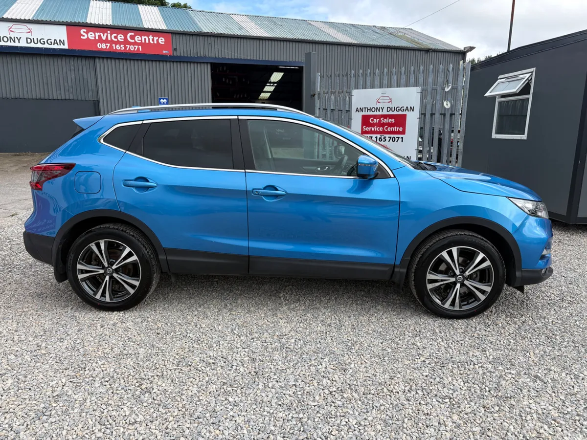 Nissan Qashqai MPV, Petrol, 2018, Blue