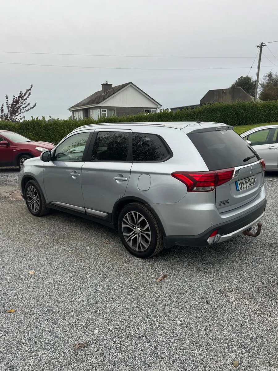 Mitsubishi Outlander SUV, Diesel, 2017, Grey
