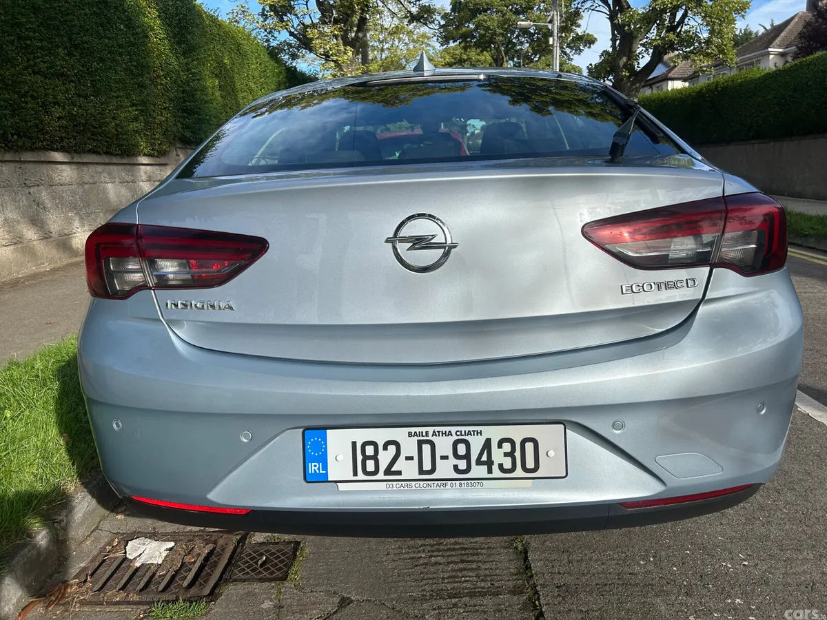 Opel Insignia Hatchback, Diesel, 2018, Grey