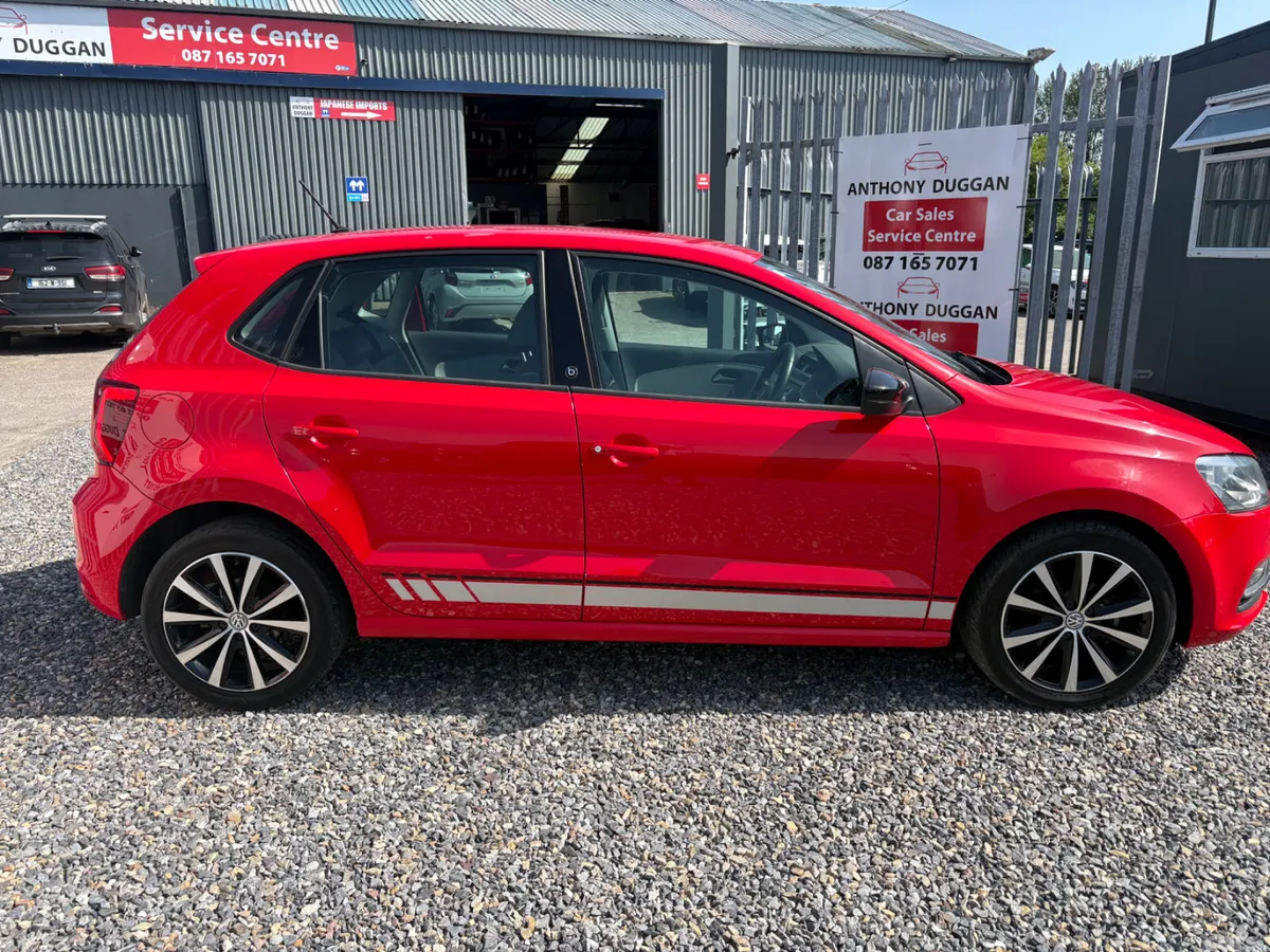 Volkswagen Polo Hatchback, Petrol, 2017, Red