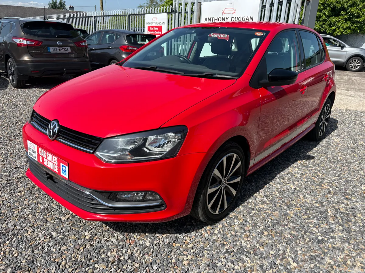 Volkswagen Polo Hatchback, Petrol, 2017, Red
