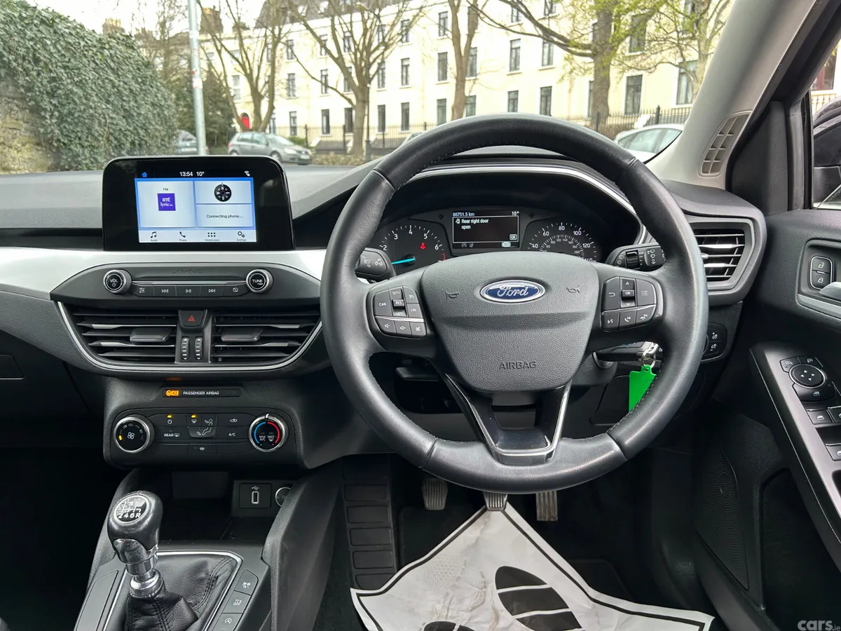 Ford Focus Hatchback, Petrol, 2019, Black